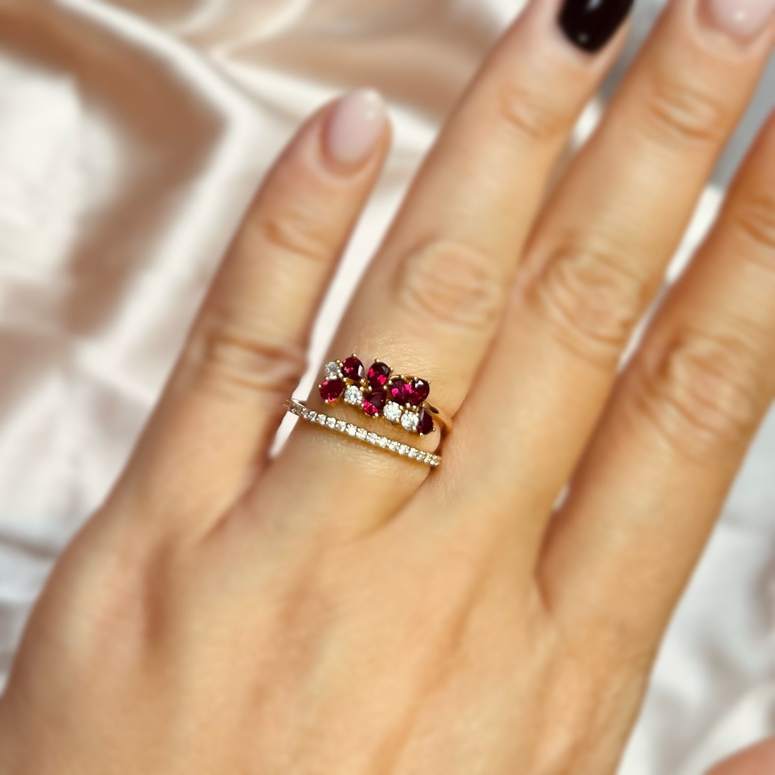 Пръстен розово злато с рубини и диаманти